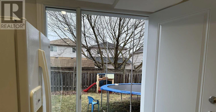 BSMT-59 Adams Street, Bradford West Gwillimbury, ON, L3Z 3E2 - 10