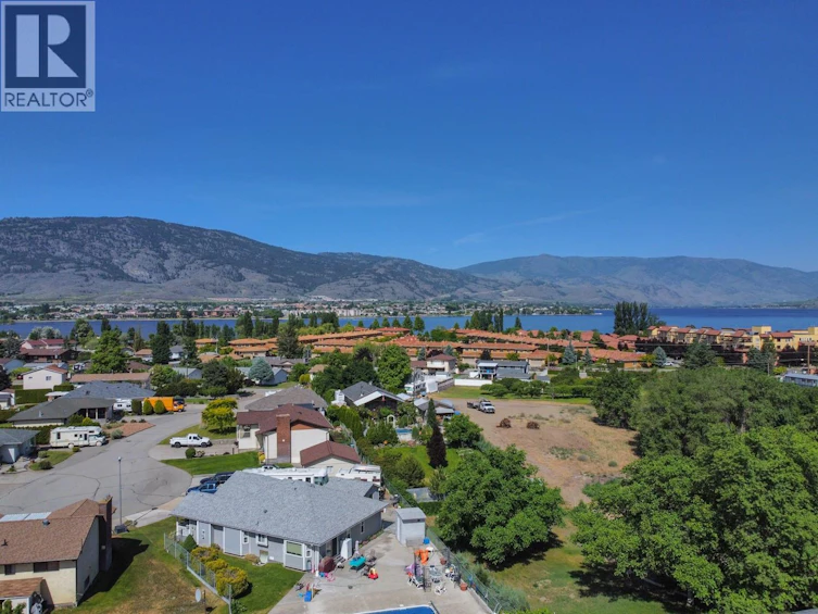7010 Tamarack Drive, Osoyoos, BC, V0H 1V3 - 14