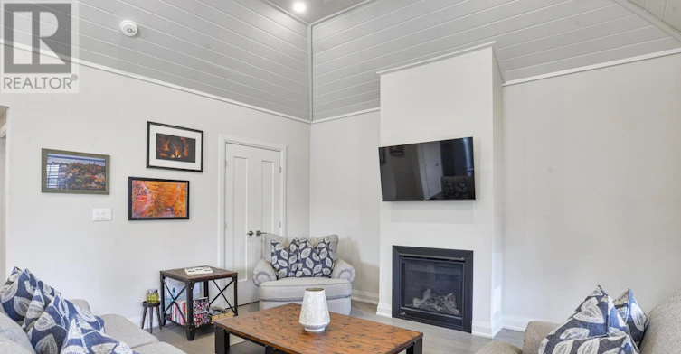 16-2054 Peninsula Road, Muskoka Lakes, ON, P0B 1G0 - 13