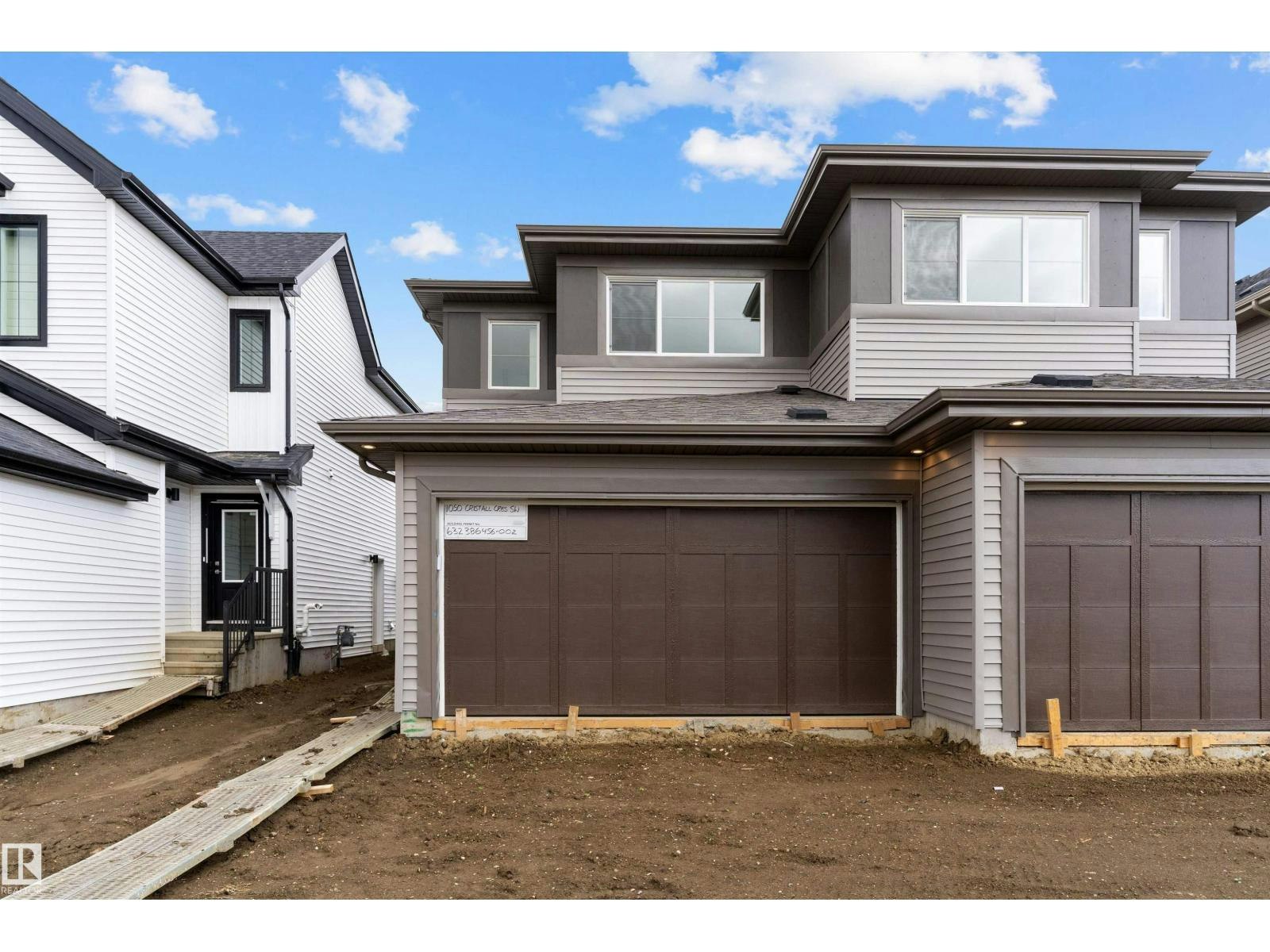 1050 Cristall Cr SW, Edmonton, AB, T6W 5S6