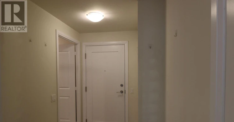 403 65 Master~Bedroom Watergarden Drive, Mississauga, ON, L5R 1B2 - 5