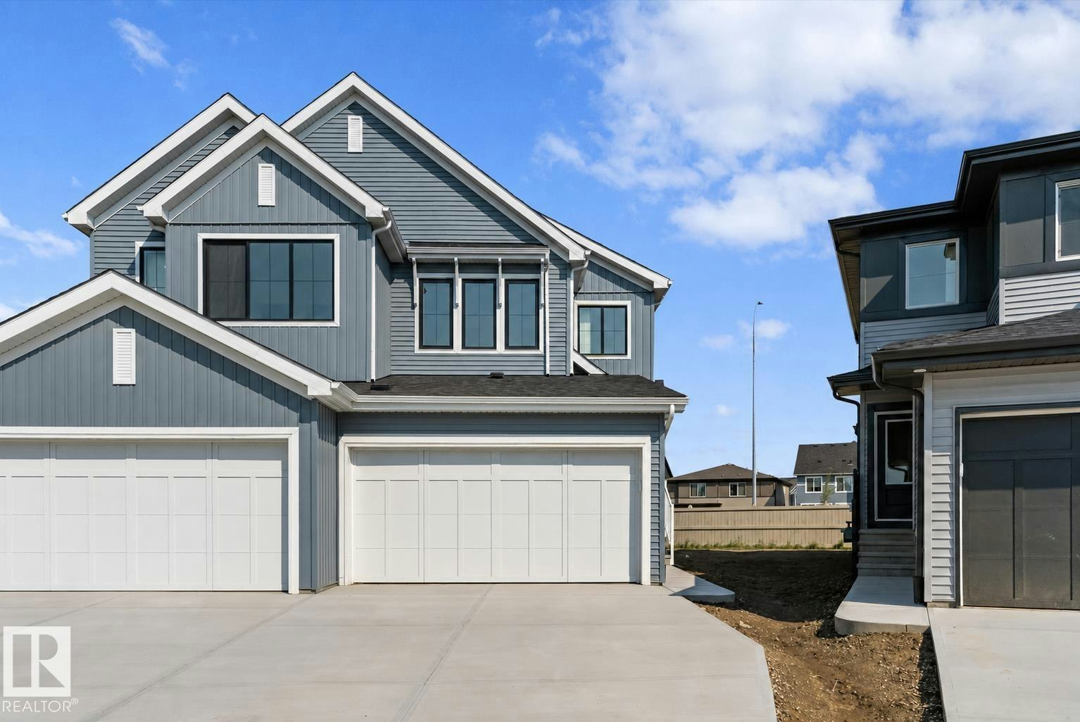 1064 Cristall Cr SW, Edmonton, AB, T6W 5S6