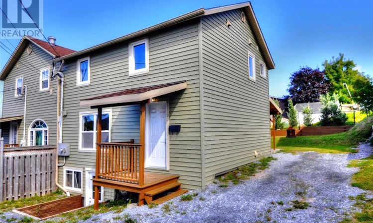 13 Bayview Heights
