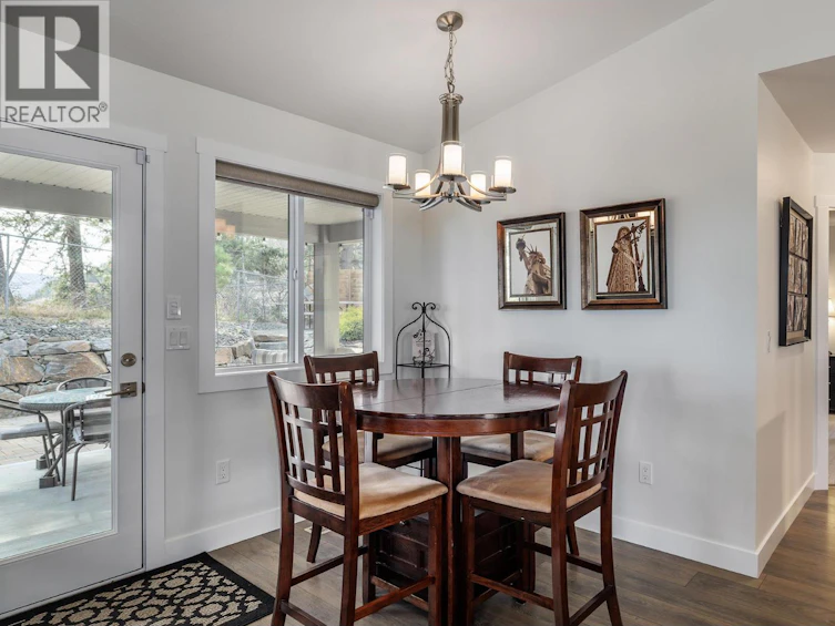 3042 Glenrosa Road, West Kelowna, BC, V4T 1C4 - 11