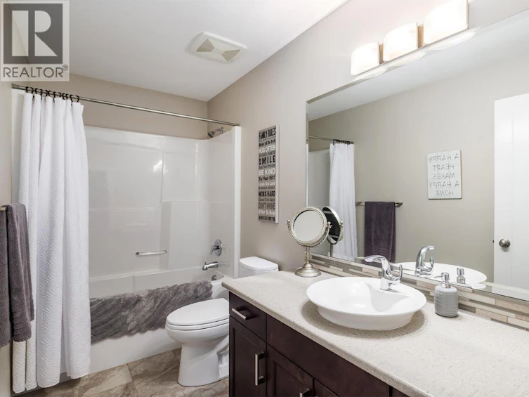 3042 Glenrosa Road, West Kelowna, BC, V4T 1C4 - 16