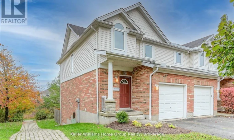 23-151 Clairfields Drive E