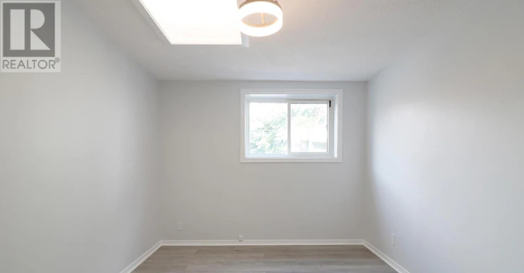 C-201 Augusta Avenue, Toronto, ON, M5T 2L4 - 10