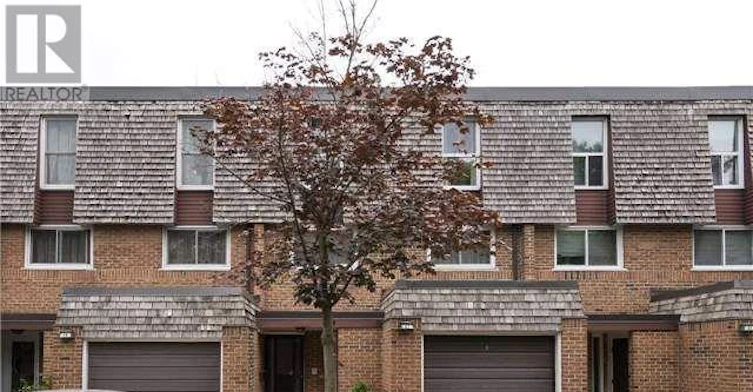 21 Sego Royalway, Toronto, ON, M2H 1L3