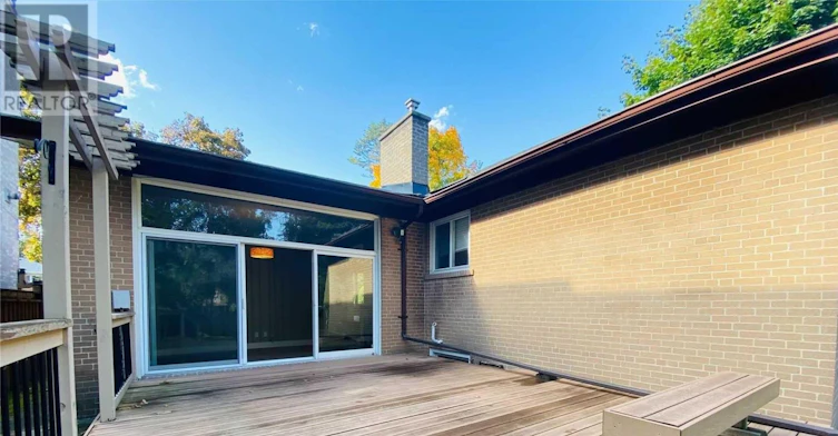 15 Whitelock Crescent, Toronto, ON, M2K 1V9 - 6