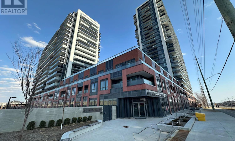 2615-2545 Simcoe Street N
