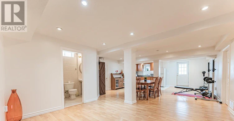 BSMT-65 Falling River Drive, Richmond Hill, ON, L4S 2R3 - 6