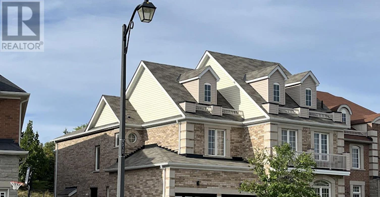 BSMT-151 Fred Young Drive, Toronto, ON, M3L 0A4