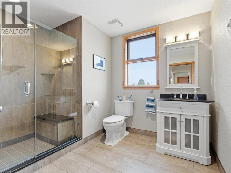 5928 L & A Road, Vernon, BC, V1B 3P9 - 20