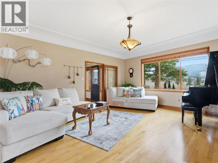 5928 L & A Road, Vernon, BC, V1B 3P9 - 14