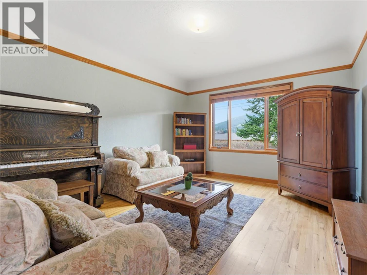 5928 L & A Road, Vernon, BC, V1B 3P9 - 18