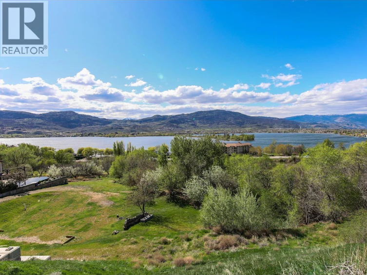 4004 39th Street, Osoyoos, BC, V0H 1V6 - 9