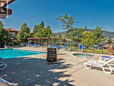 425-7600 Cottonwood Drive - 4