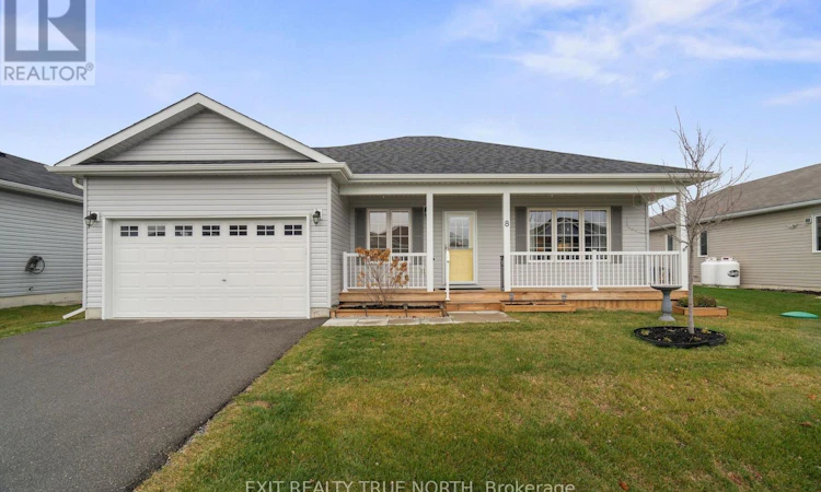 8 Sinclair Crescent