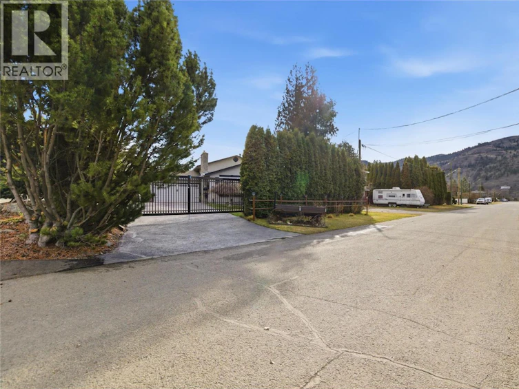 621 Lyne Road, Kamloops, BC, V2B 6N5 - 53