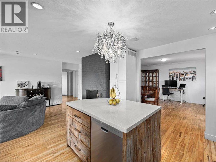 15 Bello Road, Kelowna, BC, V1V 1B9 - 11