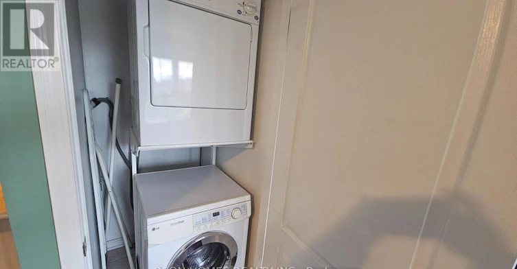 COACH House 1 Chippenham Lane, Markham, ON, L6B 1L6 - 10