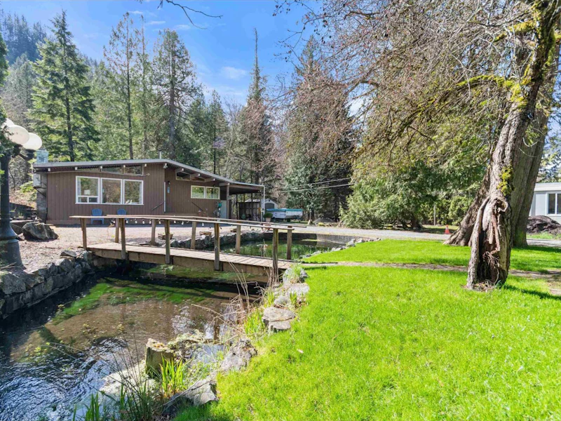 66602 Summer Road, Hope BC V0X 1L1