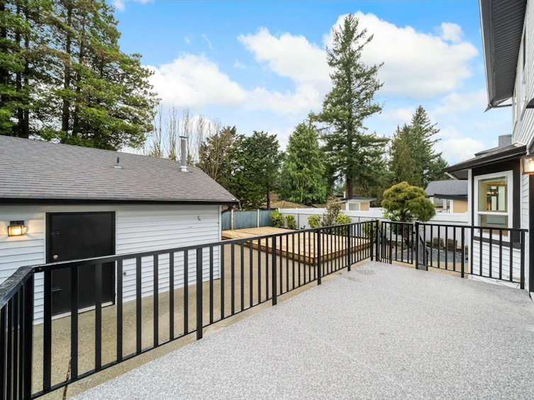2451 Grosvenor Place, Abbotsford, BC, V2S 6R5 - 28