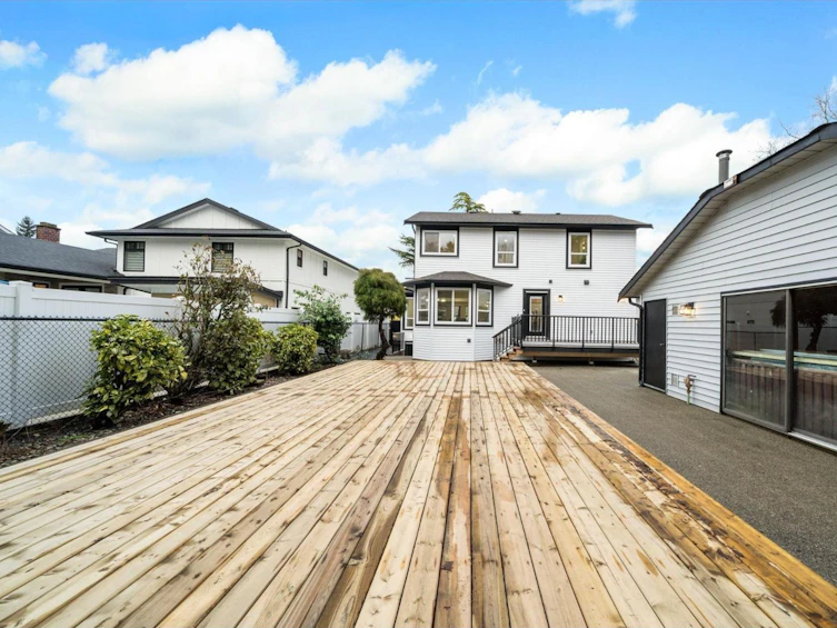 2451 Grosvenor Place, Abbotsford, BC, V2S 6R5 - 31