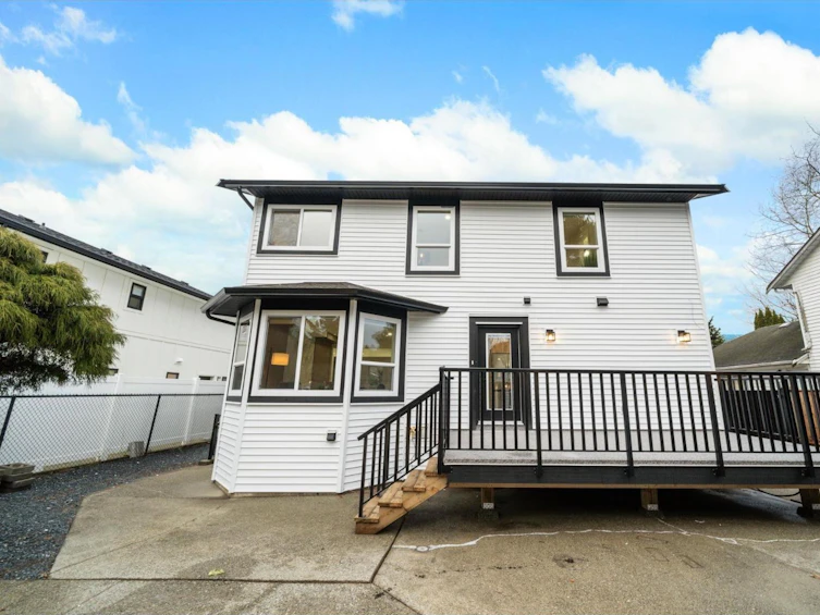 2451 Grosvenor Place, Abbotsford, BC, V2S 6R5 - 34