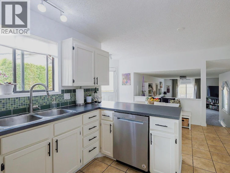 144 Adamson Place, Penticton, BC, V2A 7R9 - 7