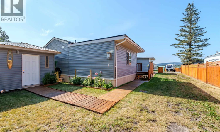 12-4072 Lac La Hache Station Road