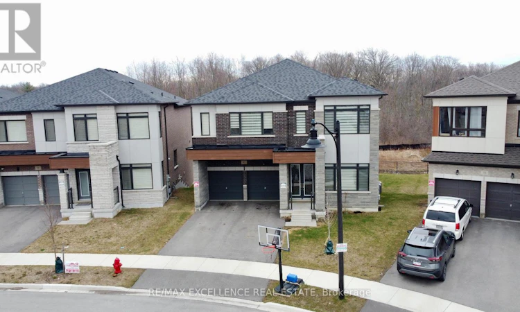 42 Cattail Crescent N