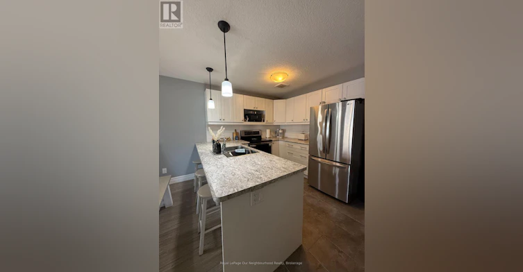 5 Mcintosh Crescent W, Quinte West, ON, K8V 0G1 - 8