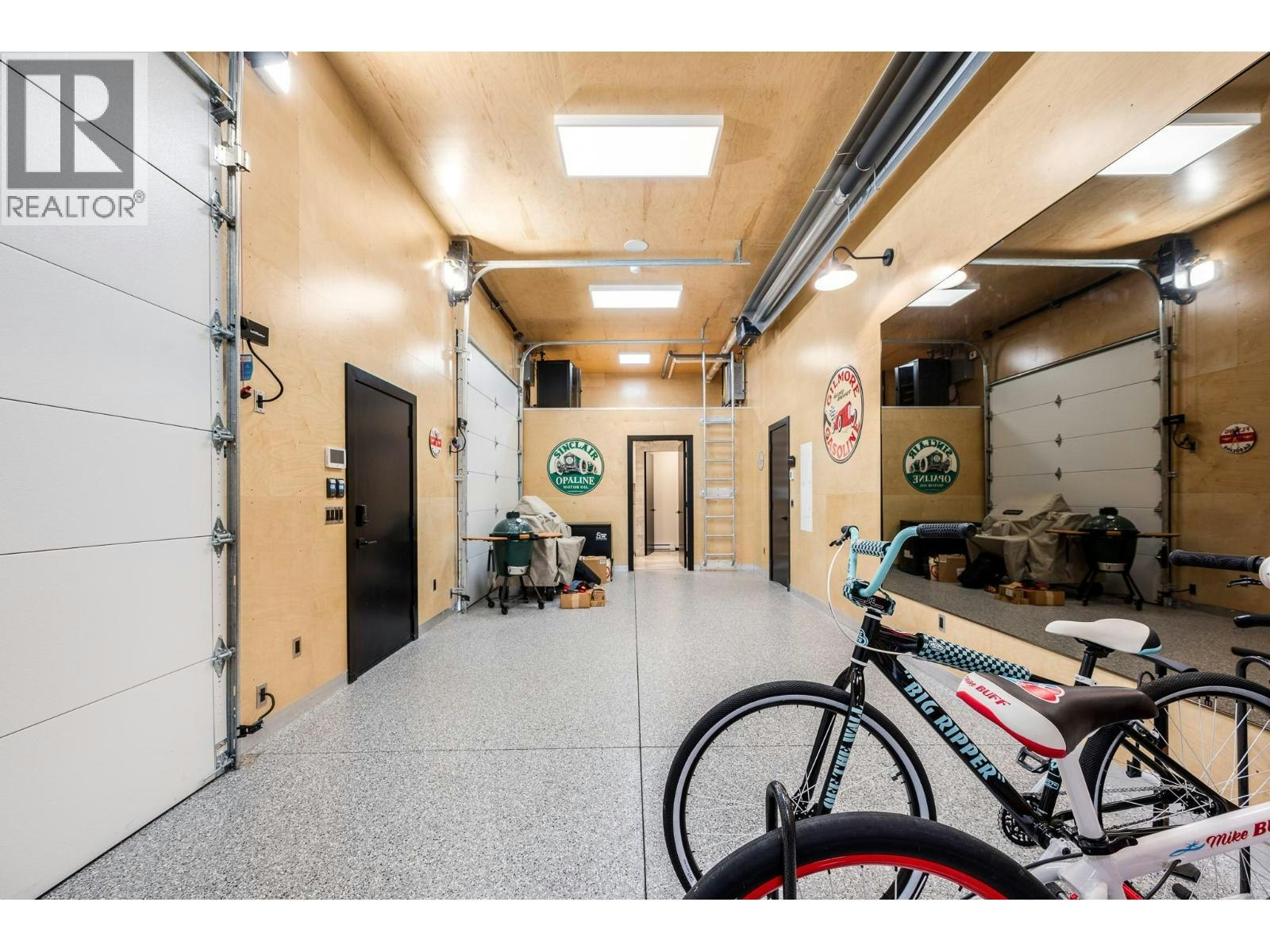 8399 Bench Row Road, Vernon, BC, V1H 1H3 - 32