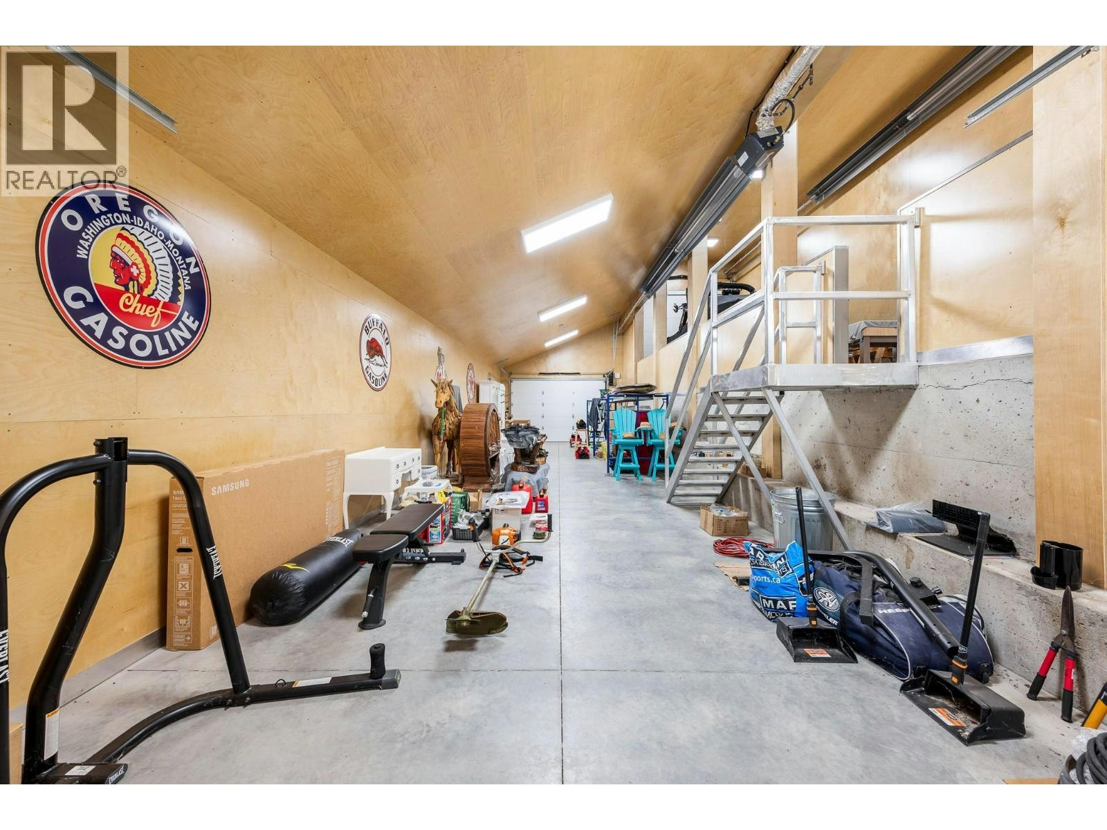 8399 Bench Row Road, Vernon, BC, V1H 1H3 - 36
