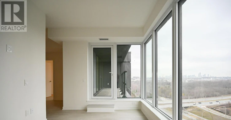 901-5 Quarrington Lane, Toronto, ON, M3C 0S5 - 4