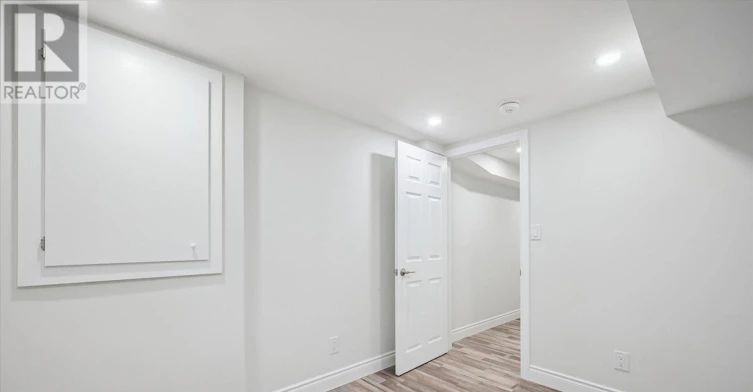 BSMT-118 Selkirk Drive, Kitchener, ON, N2E 1M4 - 11