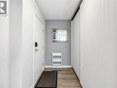 109-3608 27 Avenue - 5
