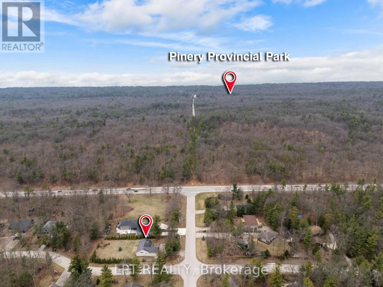 10023 Jenna Road, Lambton Shores, ON, N0M 1T0 - 7