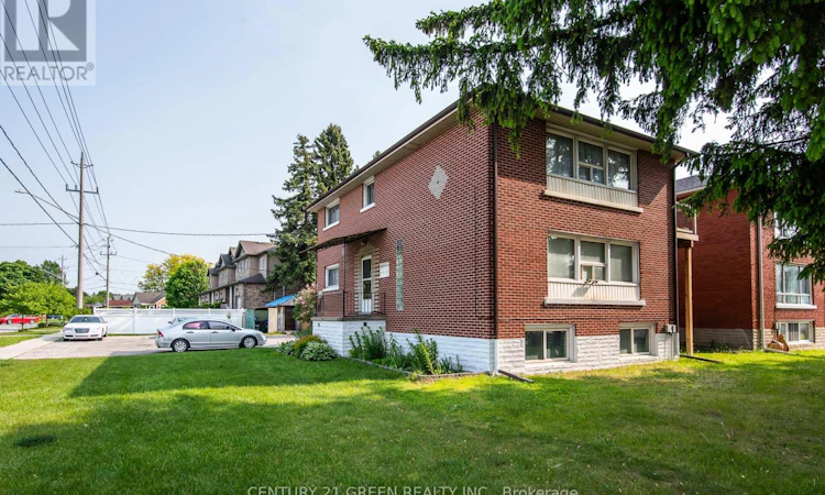 129 River Road E