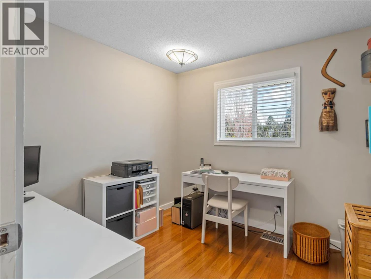 320 Whiteshield Crescent, Kamloops, BC, V2E 1G1 - 14