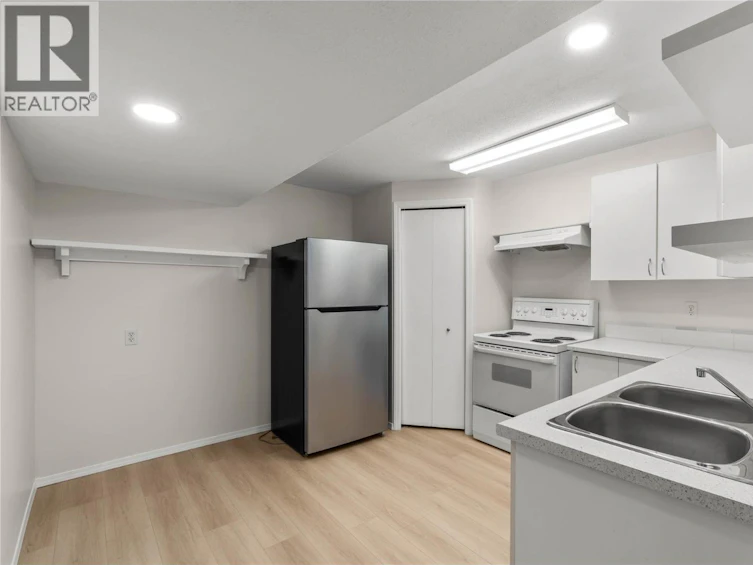 320 Whiteshield Crescent, Kamloops, BC, V2E 1G1 - 25