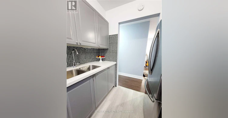 UPPER-45 Snowball Crescent, Toronto, ON, M1B 1S5 - 8