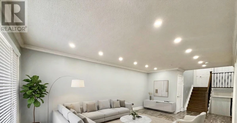 72 Dantek Court, Brampton, ON, L6V 3T4 - 2