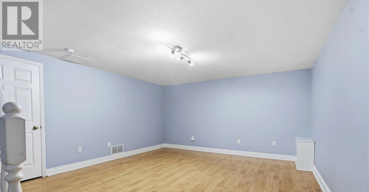 58-70 Chapman Court, London, ON, N6G 4Z4 - 24