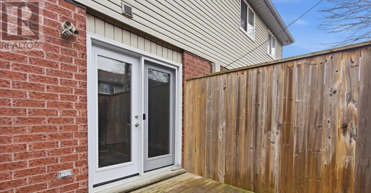 58-70 Chapman Court, London, ON, N6G 4Z4 - 28