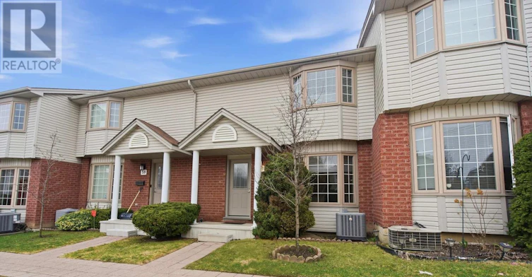 58-70 Chapman Court, London, ON, N6G 4Z4 - 2