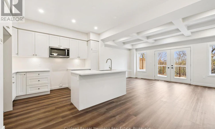 30 Fieldstone Lane