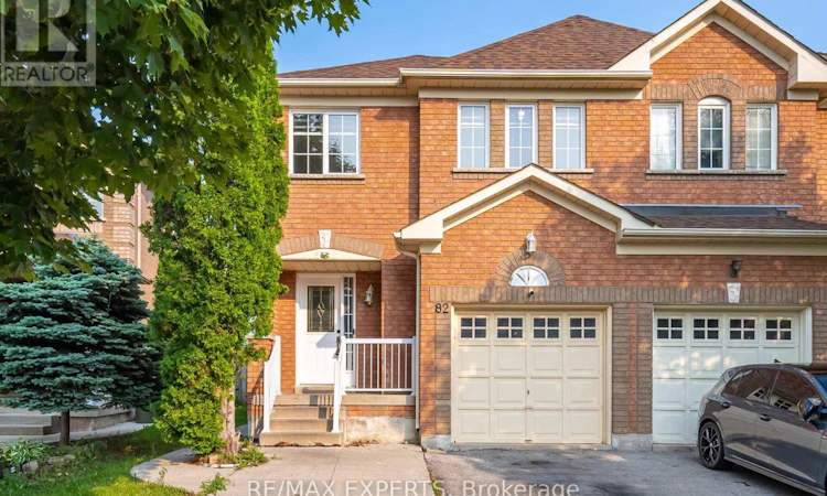 82 Twin Pines Crescent