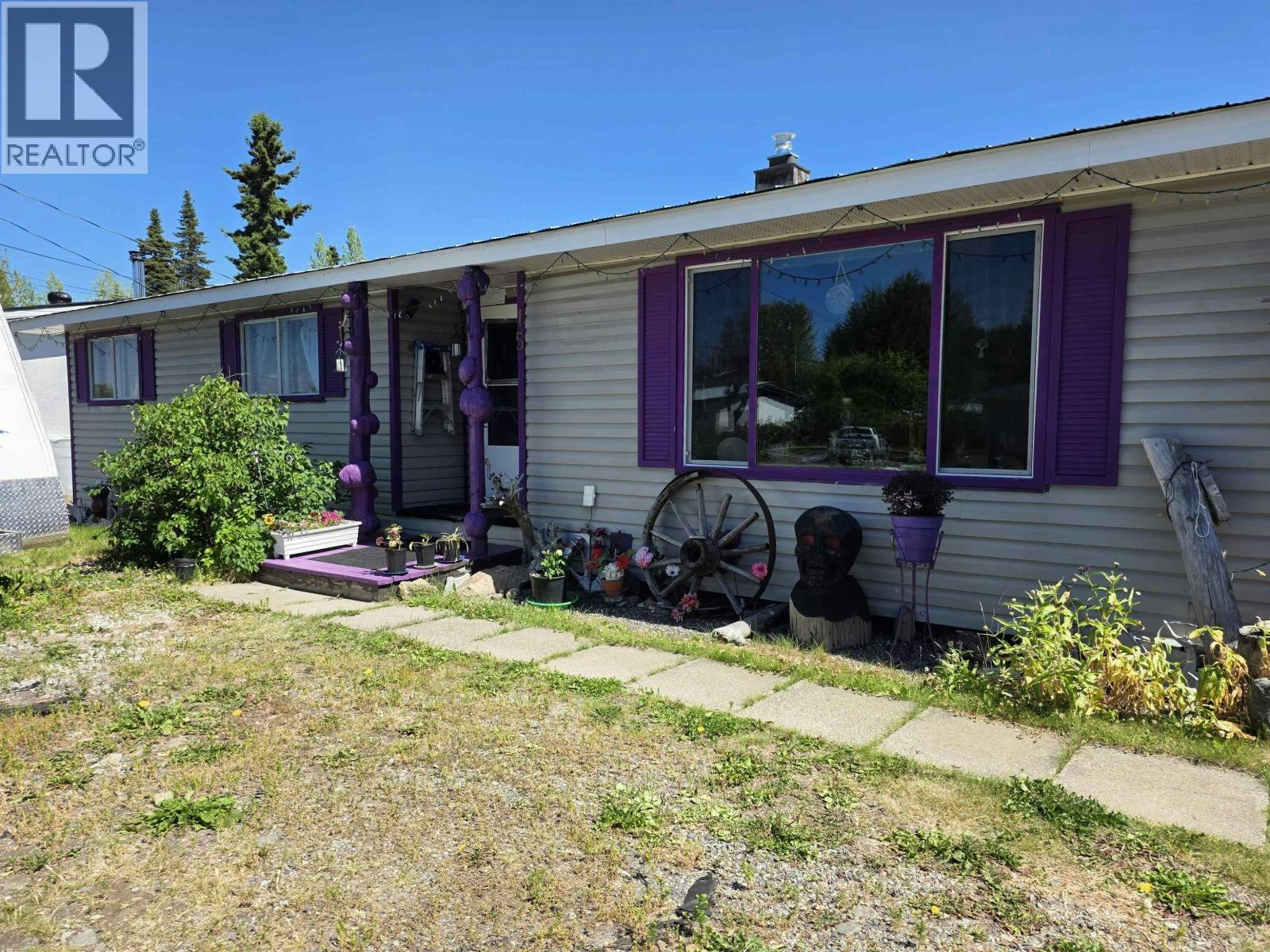 15 Harmon Crescent, Granisle, BC, V0J 1W0